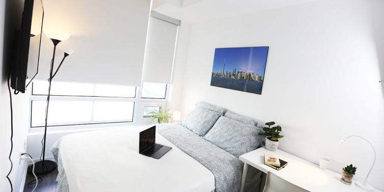 ESL Languages Downtown's residence Kings Club Kaplan Toronto