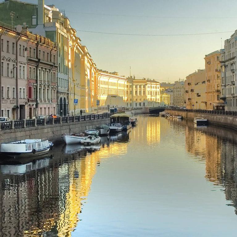 ESL St Petersburg language stay
