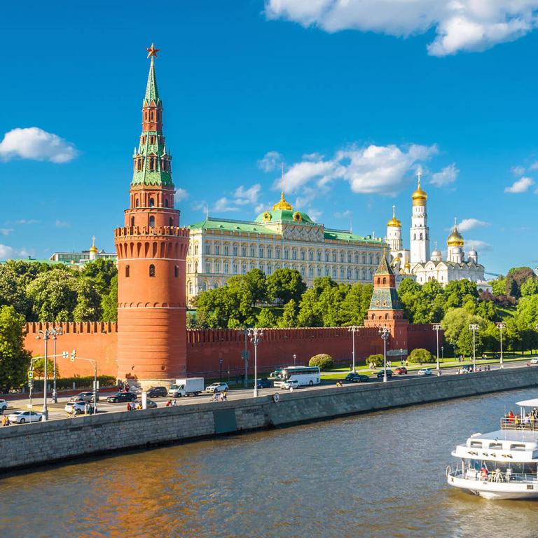 ESL Russia language stay